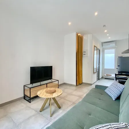 Le Sully, Confort En Centre & Climatise Lägenhet Nîmes
