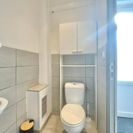 Le Sully, Confort En Centre&climatisé * Nimes