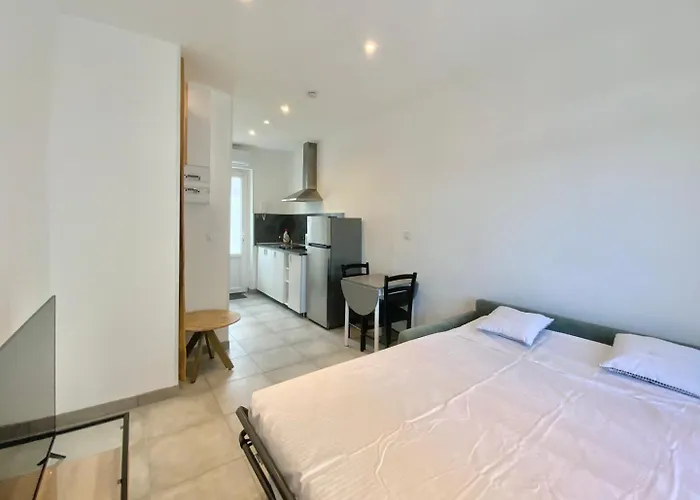 Apartmán Le Sully, Confort En Centre & Climatise Nîmes